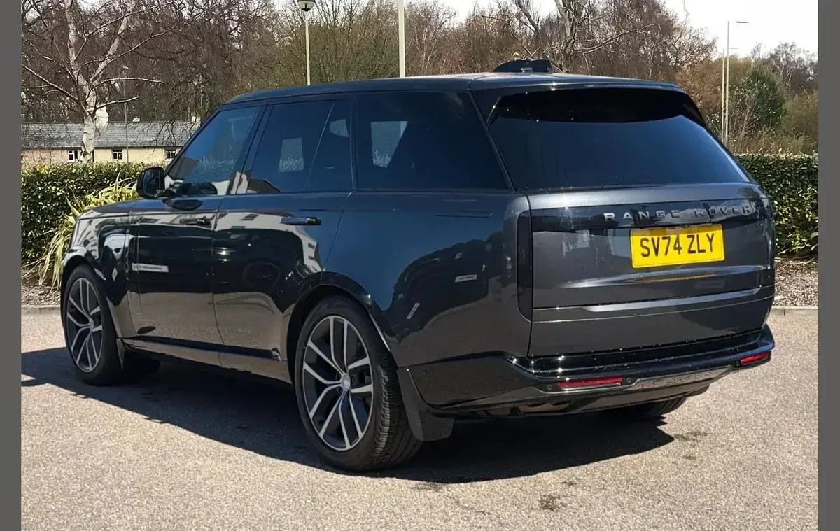 Used Land Rover Range Rover HSE 344 HP (253 kW) 2025 Grey SUV
