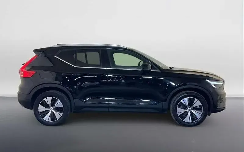 Used Volvo XC40 Core 211 HP (155 kW) 2022 Black SUV
