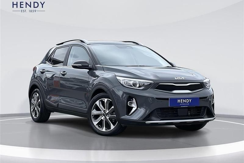 Grey Used 2022 Kia Stonic 4 SUV | £18,000 (Fair price) - Image 1/4