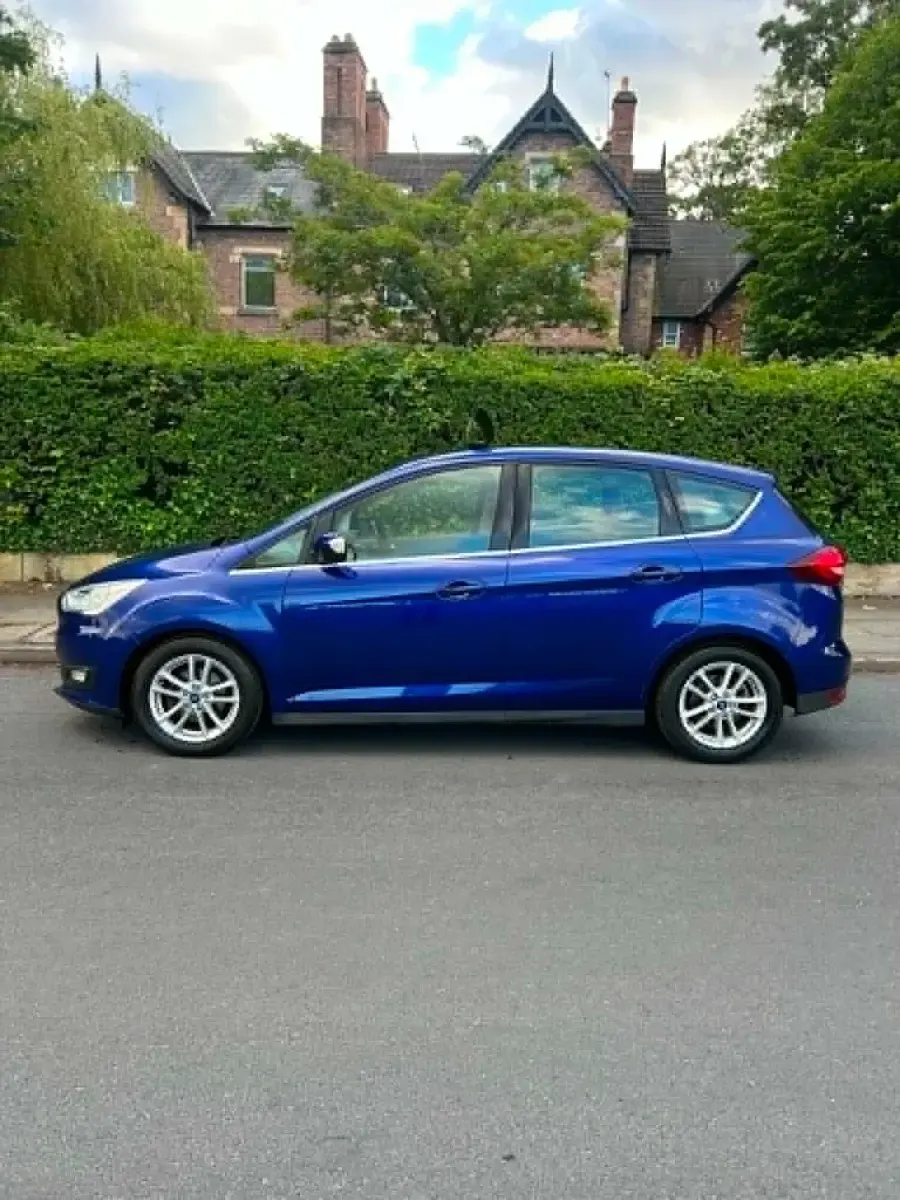Used Ford C-MAX Zetec 125 HP (91 kW) 2016 Blue MPV