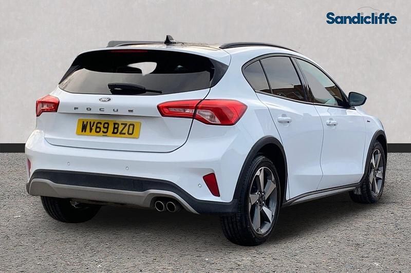 Used Ford Focus Active 150 HP (110 kW) 2019 White Hatchback