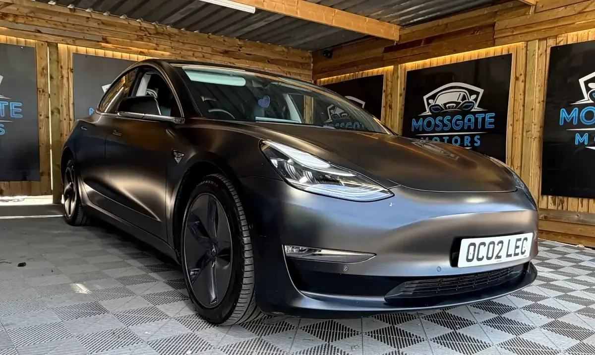 Used Tesla Model 3 Long Range AWD 77 kW (106 HP) 2020 Black Sedan