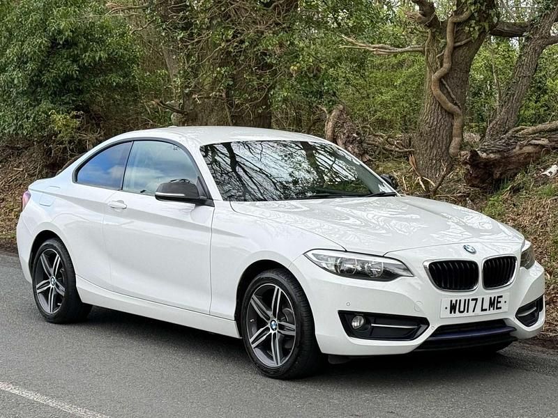 Used BMW 218 Sport Line 2017 White Coupe