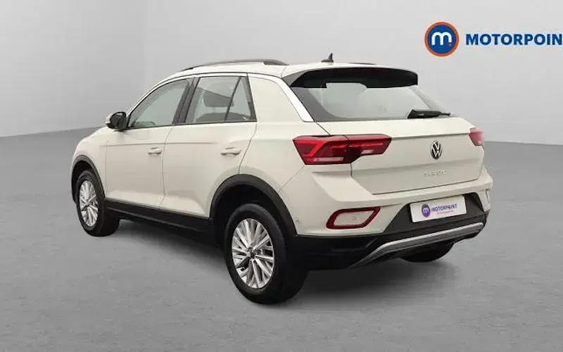 Used VW T-Roc Life 150 HP (110 kW) 2024 Grey SUV
