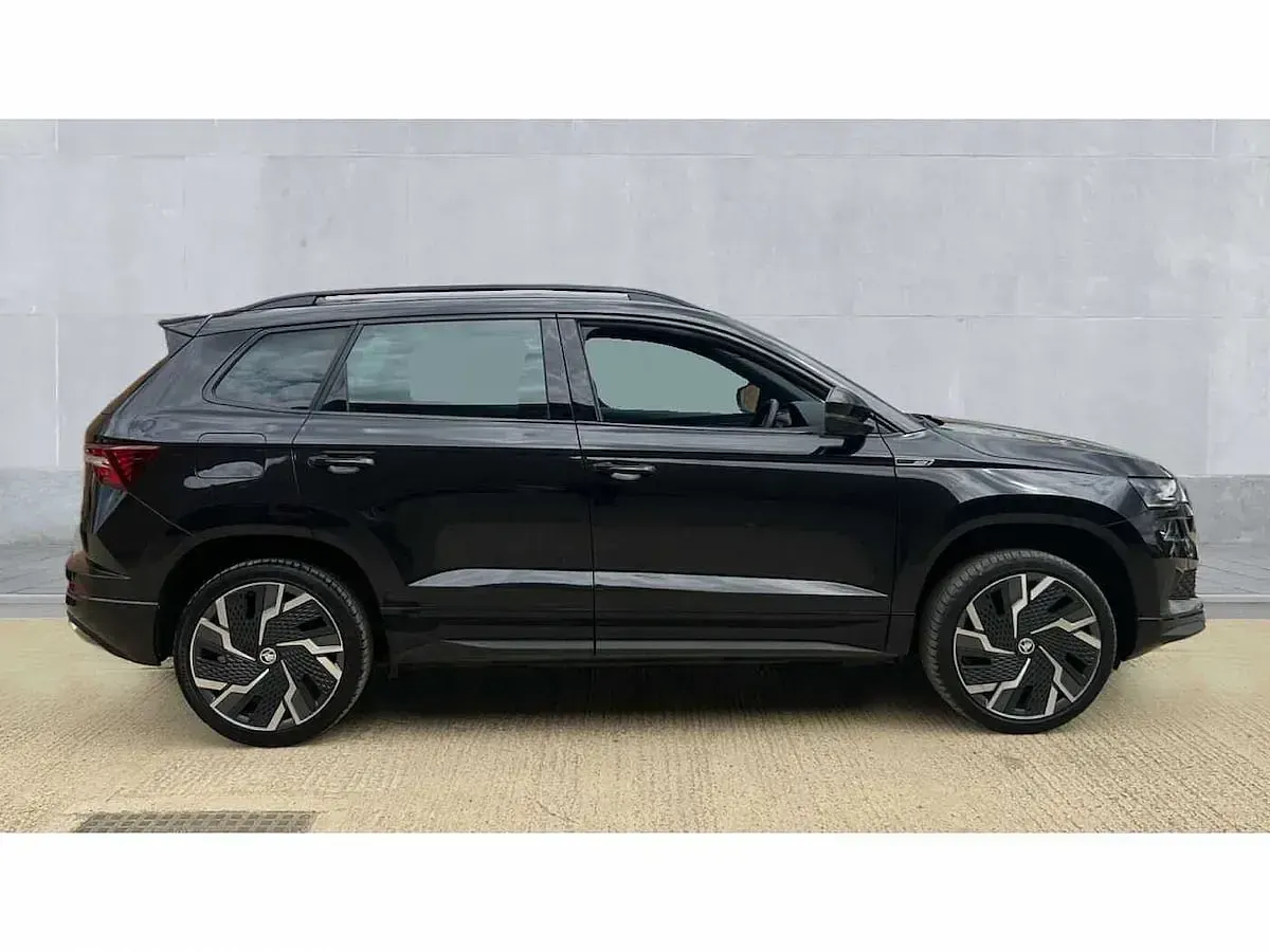 Used Skoda Karoq SportLine 110 HP (80 kW) 2024 Black magic pearl effect SUV