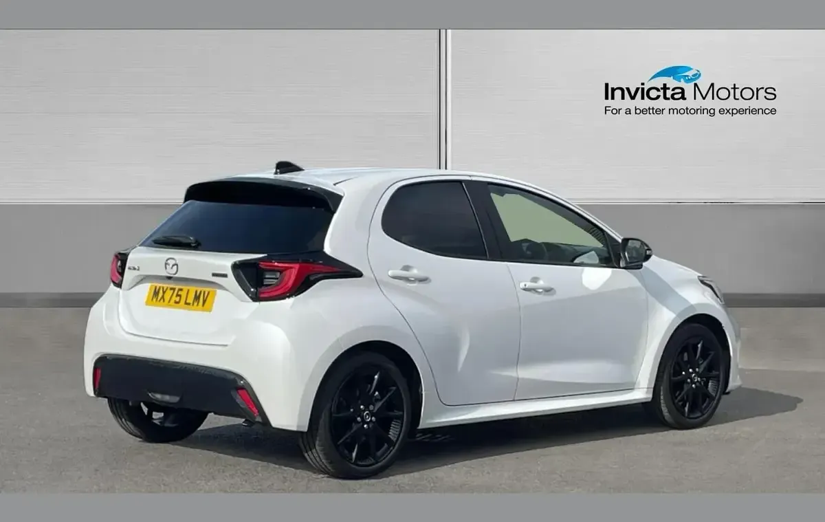 Używany Mazda 2 Homura-Line 113 KM (83 kW) 2026 Biały Hatchback
