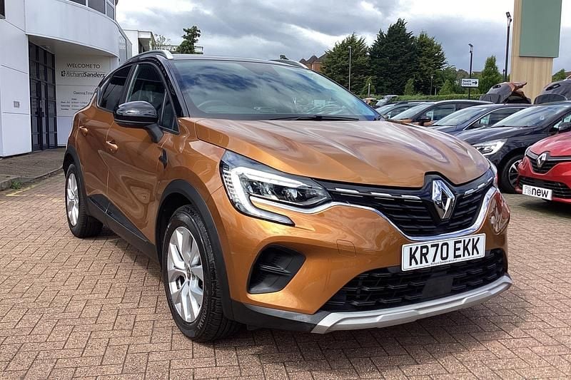 Desert orange Used 2020 Renault Captur Iconic SUV | £13,495 (Fair price) - Image 1/1