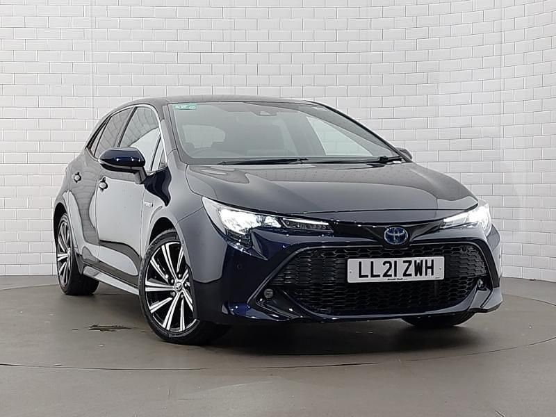 Blue Used 2021 Toyota Corolla Design Hatchback | £17,998 (Fair price) - Image 1/4