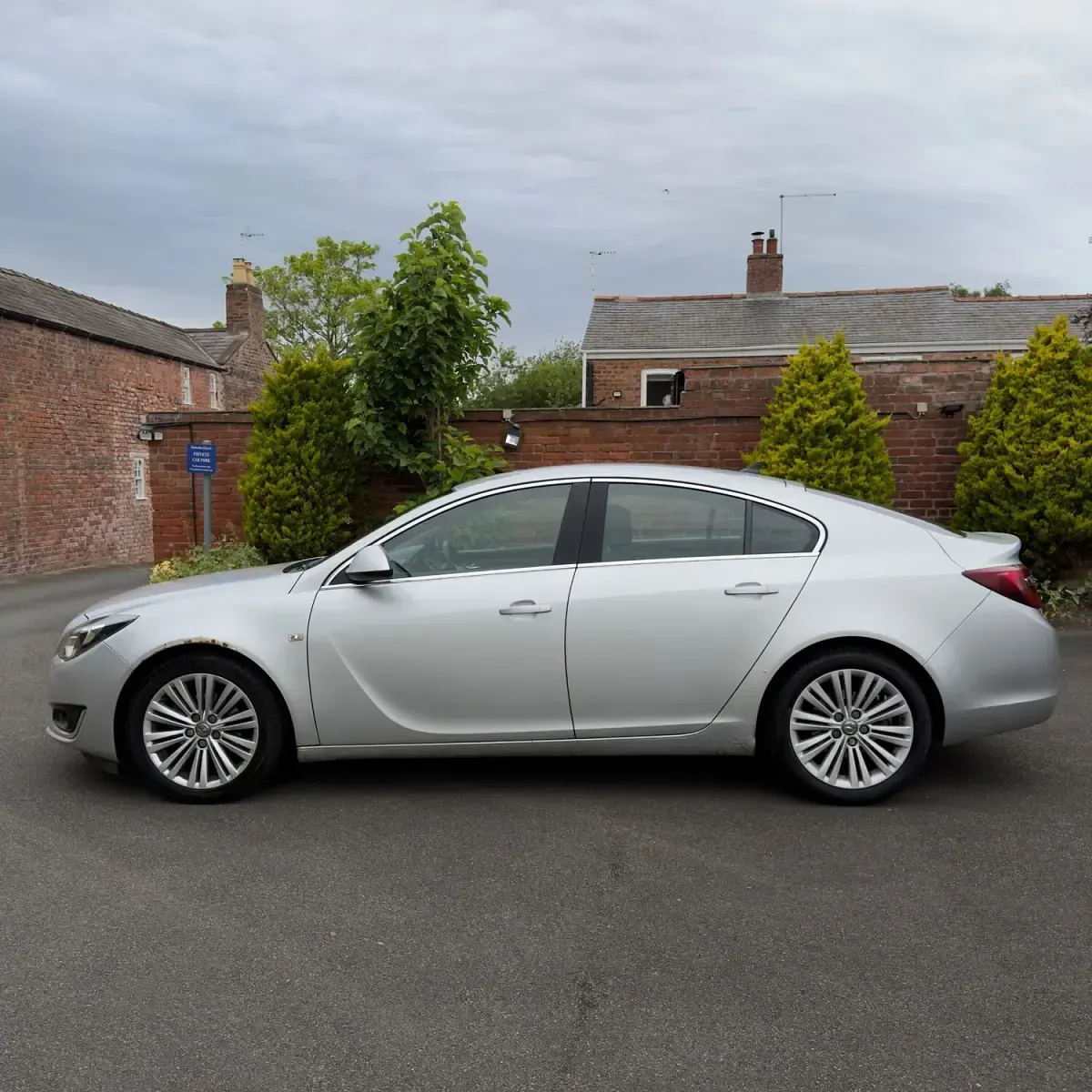 Used Vauxhall Insignia 2014 Silver Hatchback