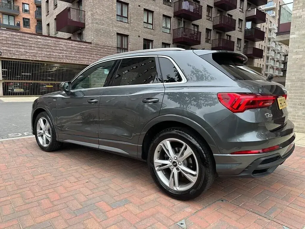 Used Audi Q3 S-Line 150 HP (110 kW) 2023 Grey SUV