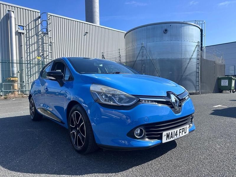 Blue Used 2014 Renault Clio IV Dynamique Hatchback | £4,295 (Fair price) - Image 1/4