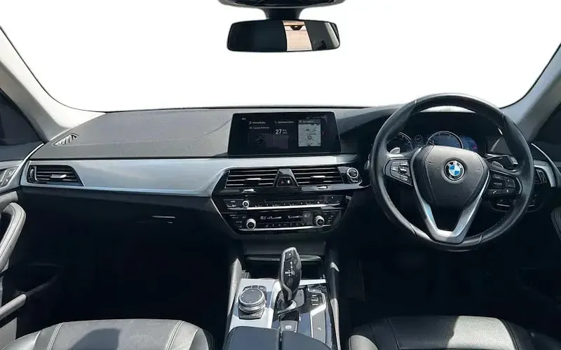 Used BMW 520 Sport Line 190 HP (139 kW) 2018 Grey Sedan