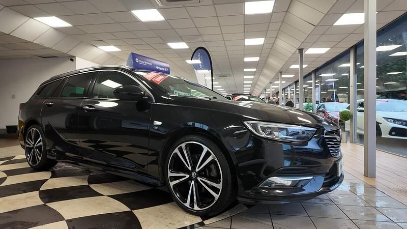 Black Used 2018 Vauxhall Insignia Elite Estate | £9,995 (Fair price) - Image 1/4