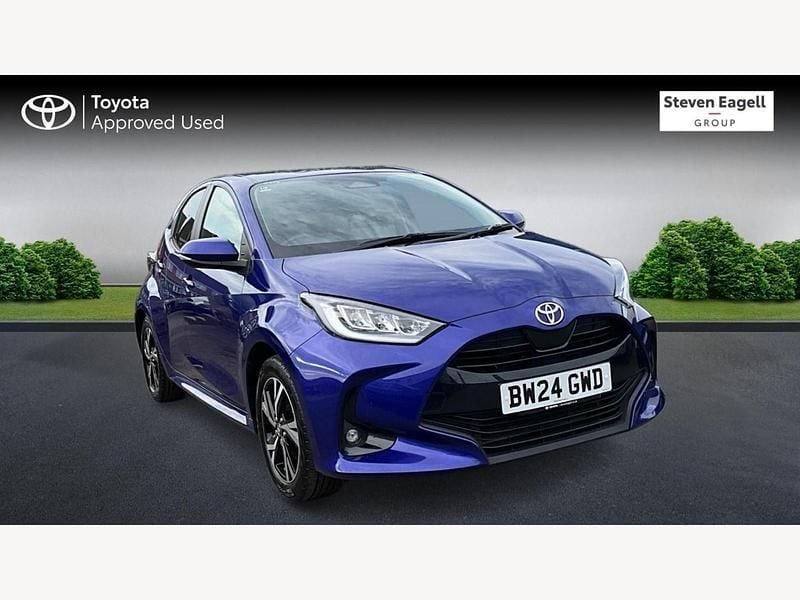 Blue Used 2024 Toyota Yaris Hybrid Design Hatchback | £18,752 (Fair price) - Image 1/3