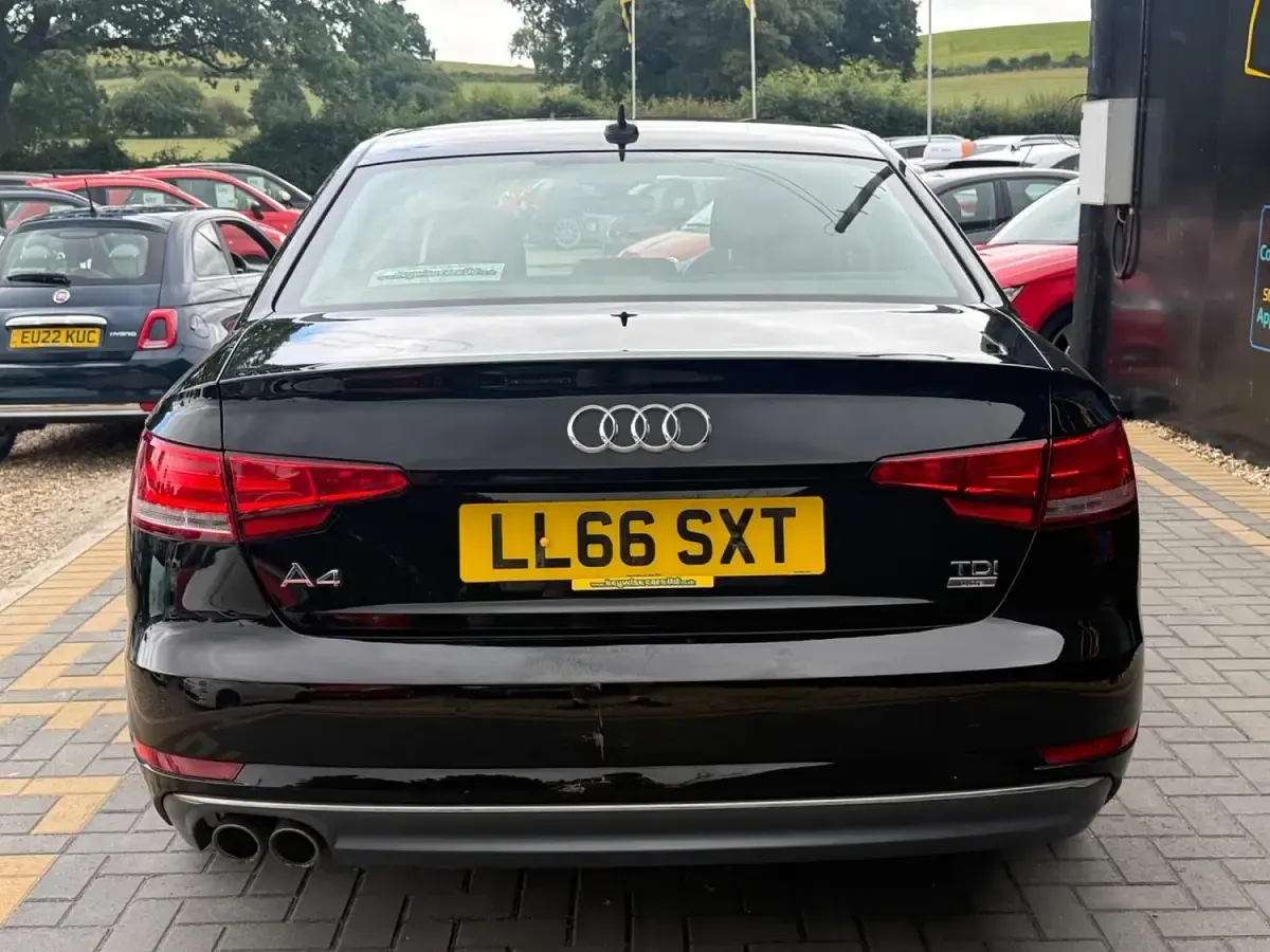 Used Audi A4 Sport 190 HP (139 kW) 2016 Black Sedan