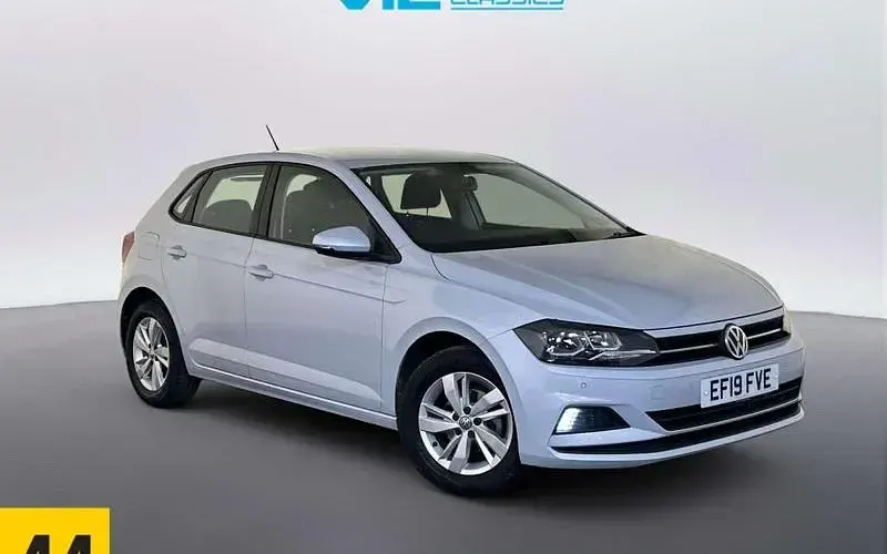 Used VW Polo SE 95 HP (69 kW) 2019 Hatchback