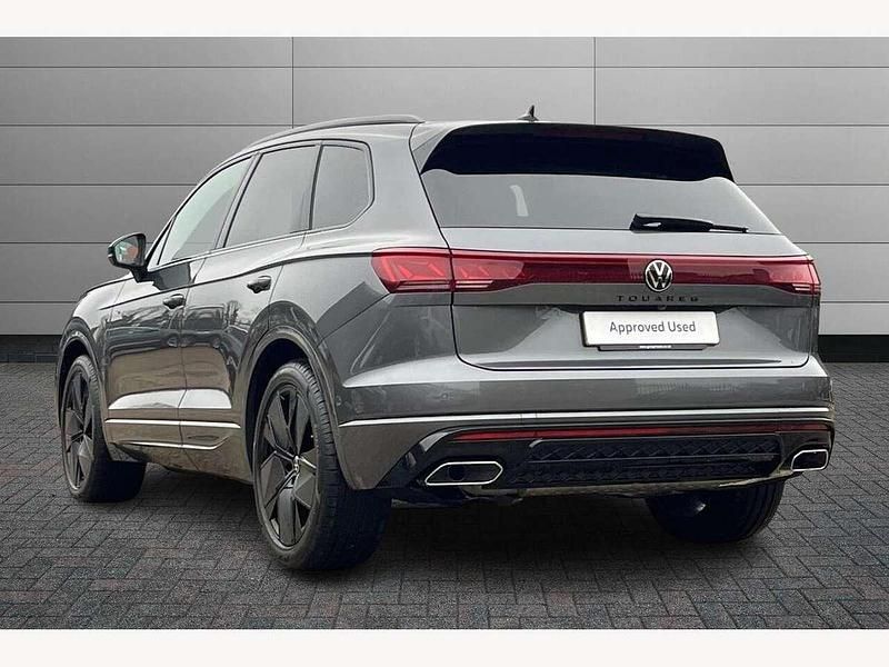 Used VW Touareg Black Edition 286 HP (210 kW) 2025 Silicon grey SUV