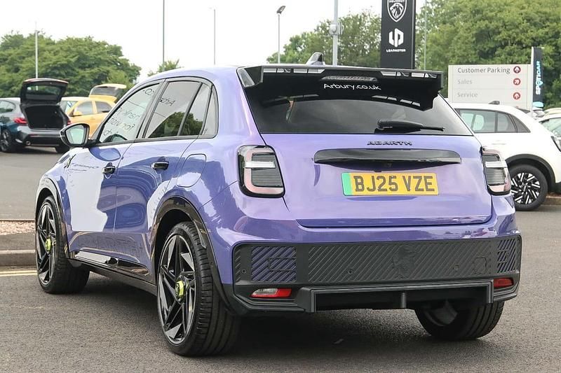Used Abarth 600e Scorpionissima 202 kW (276 HP) 2025 Purple SUV