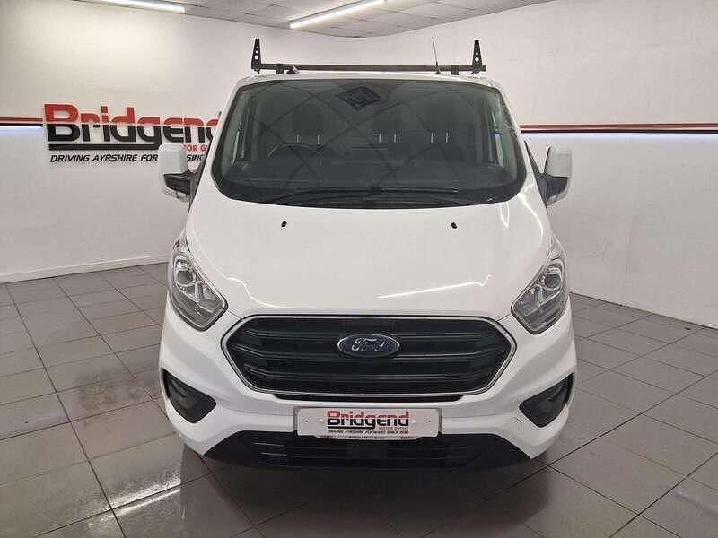 Used Ford Transit Custom Limited 130 HP (95 kW) 2021 White Van