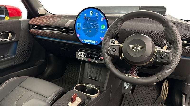 Used Mini John Cooper Works Hatch 228 HP (167 kW) 2024 Yellow Hatchback