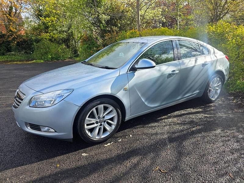 Used Vauxhall Insignia SRi 160 HP (117 kW) 2013 Silver Hatchback