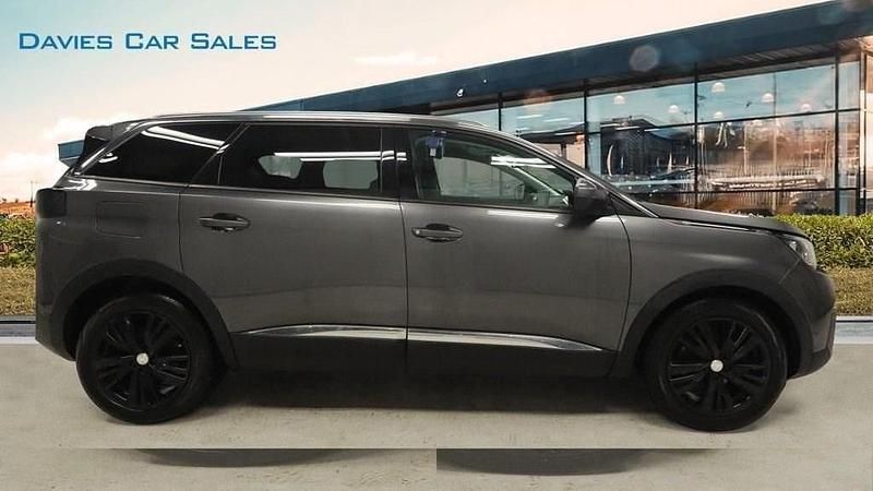 Used Peugeot 5008 Allure 130 HP (95 kW) 2018 Grey SUV