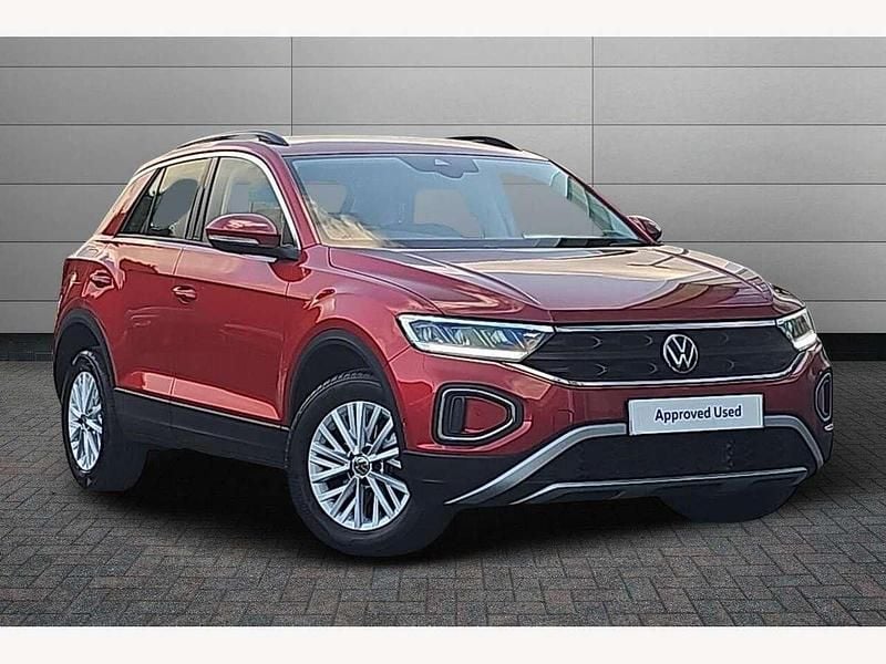 Red Used 2022 VW T-Roc Life SUV | £19,895 (Fair price) - Image 1/4