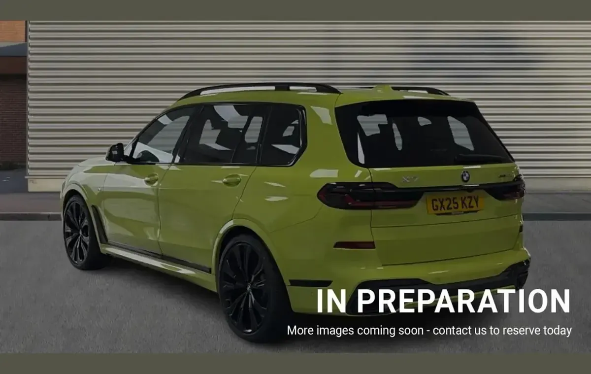 Used BMW X7 M Sport 347 HP (255 kW) 2025 Yellow SUV