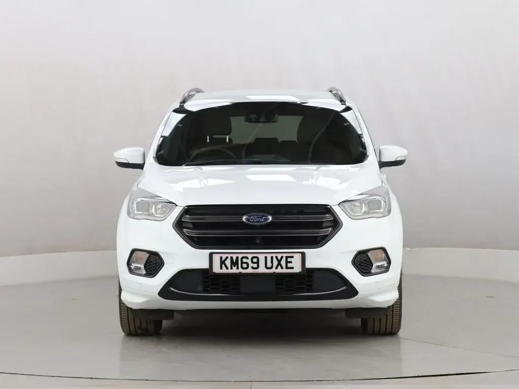Used Ford Kuga ST-Line 150 HP (110 kW) 2019 White SUV