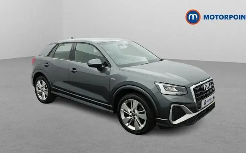 Used Audi Q2 S-Line 110 HP (80 kW) 2024 SUV