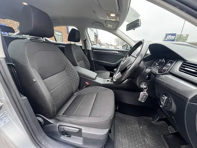 Used Skoda Superb 148 HP (108 kW) 2025 Silver Hatchback