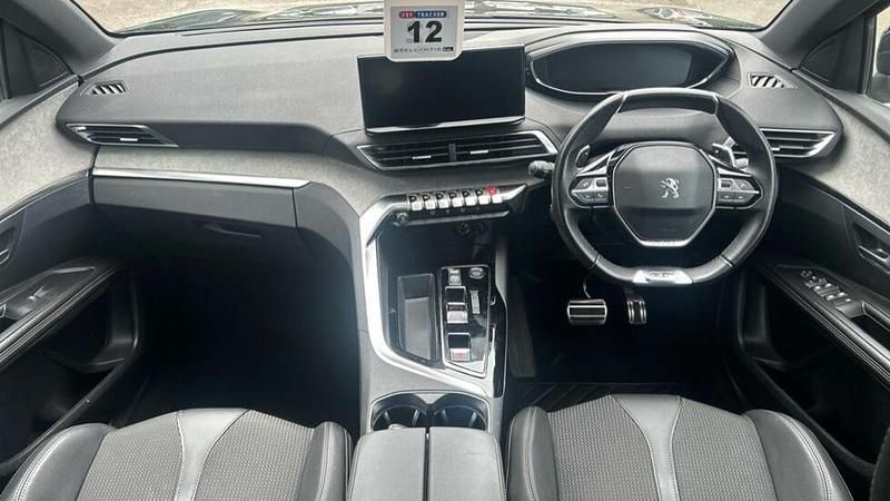 Used Peugeot 3008 GT 134 HP (98 kW) 2024 Black SUV