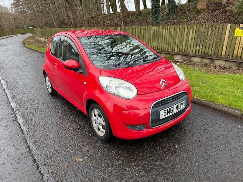 Used Citroën C1 VTR Sport 67 HP (49 kW) 2011 Red Hatchback