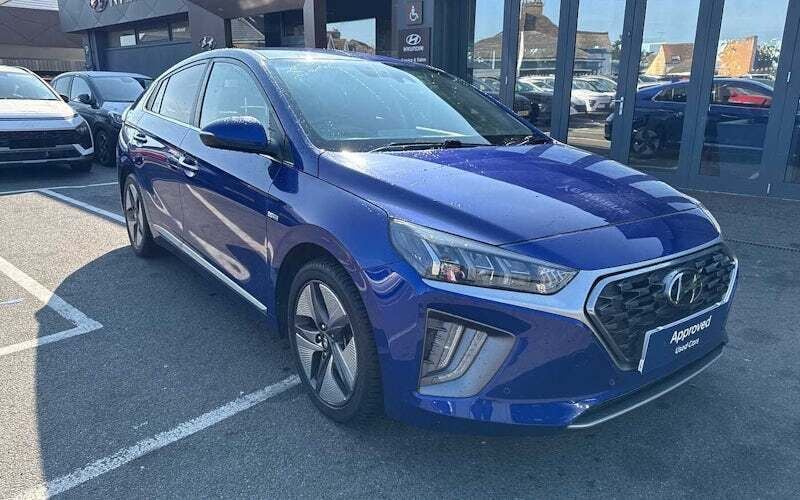 Used 2021 Hyundai Ioniq Premium SE Sedan | £13,251 (Good price) - Image 1/4