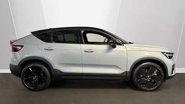 New Volvo EC40 Plus 182 kW (248 HP) 2026 SUV