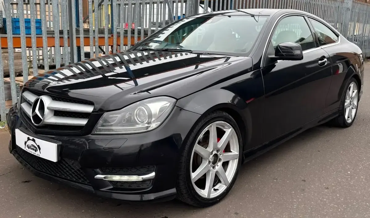 Used Mercedes C250 AMG 204 HP (150 kW) 2012 Black Coupe