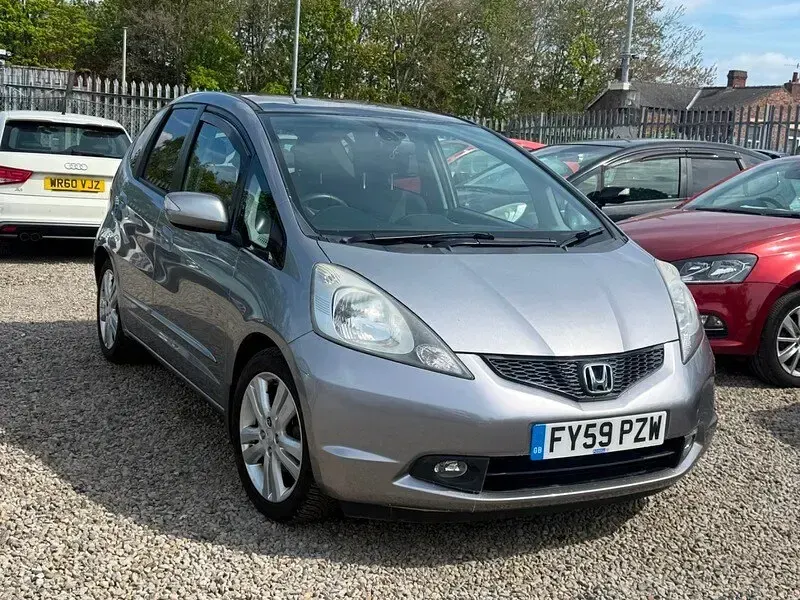 Used Honda Jazz EX 100 HP (73 kW) 2009 Silver Hatchback
