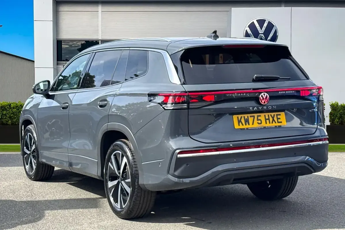 New VW Tayron Elegance 150 HP (110 kW) 2026 Grey SUV