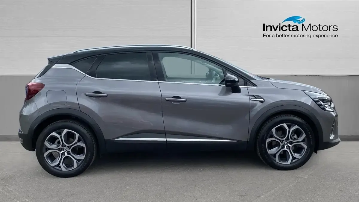 Used Renault Captur Techno 143 HP (105 kW) 2023 Other SUV