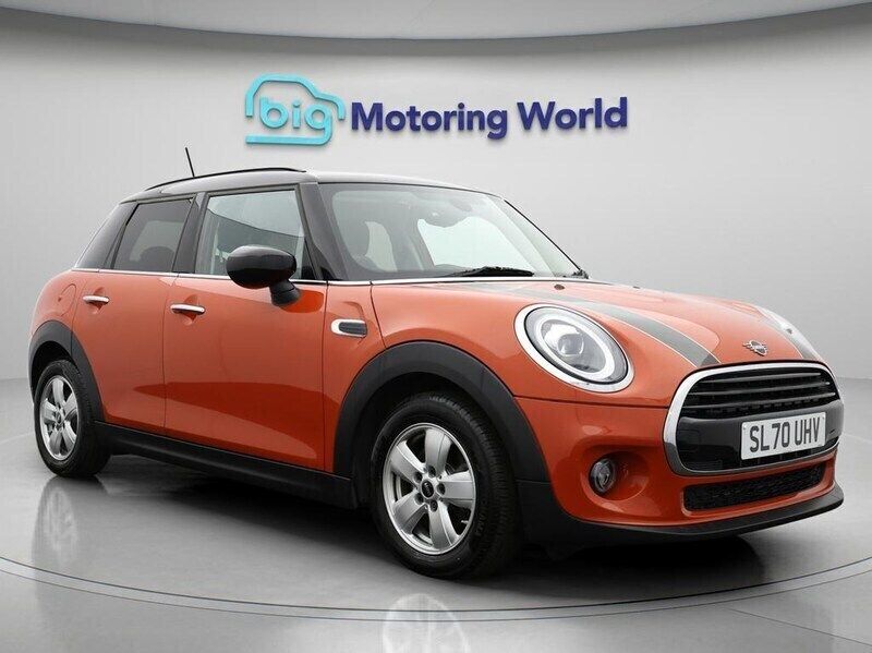 Orange Used 2020 Mini Cooper Classic Hatchback | £12,700 (Fair price) - Image 1/4