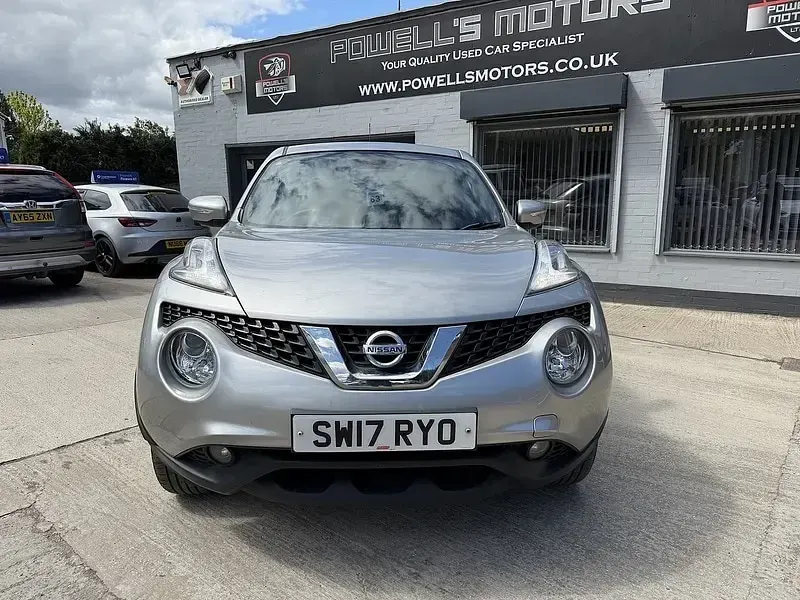 Usado Nissan Juke Tekna 110 CV (80 kW) 2017 Plateado SUV