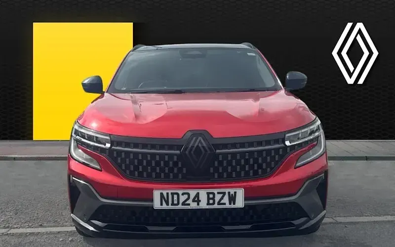 Used Renault Austral Iconic Esprit Alpine 200 HP (147 kW) 2024 Red SUV