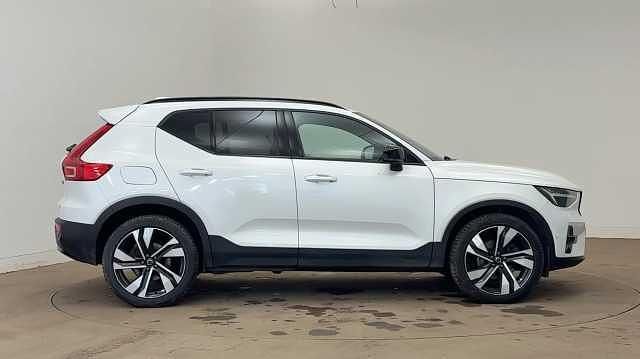 Used Volvo XC40 Ultimate 194 HP (142 kW) 2022 White SUV