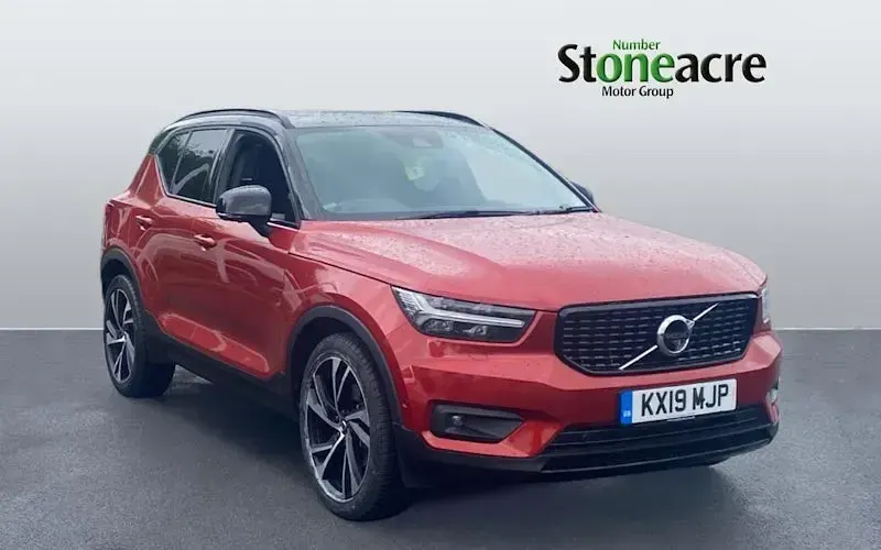 Used Volvo XC40 R-Design 190 HP (139 kW) 2019 SUV
