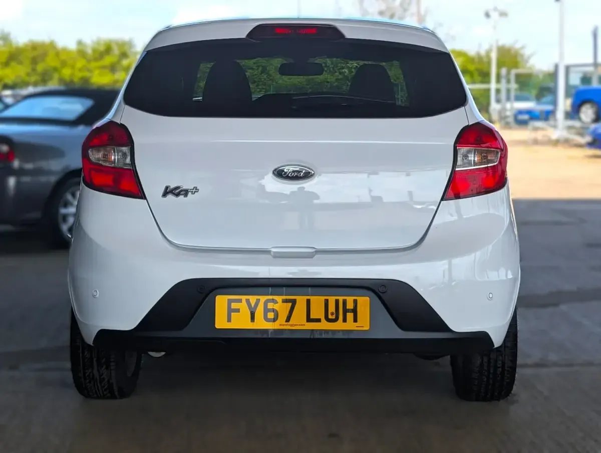 Used Ford Ka Plus Zetec 2017 White Hatchback