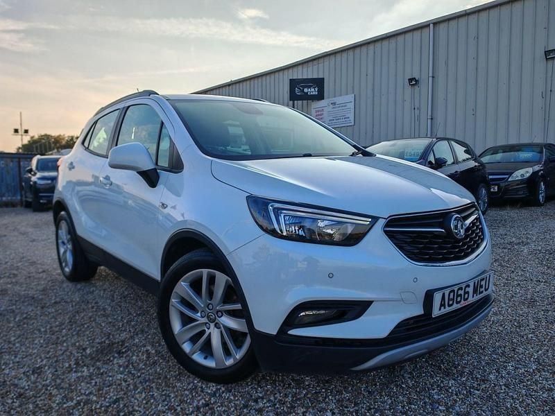 White Used 2016 Vauxhall Mokka X Active SUV | £4,895 (Fair price) - Image 1/3