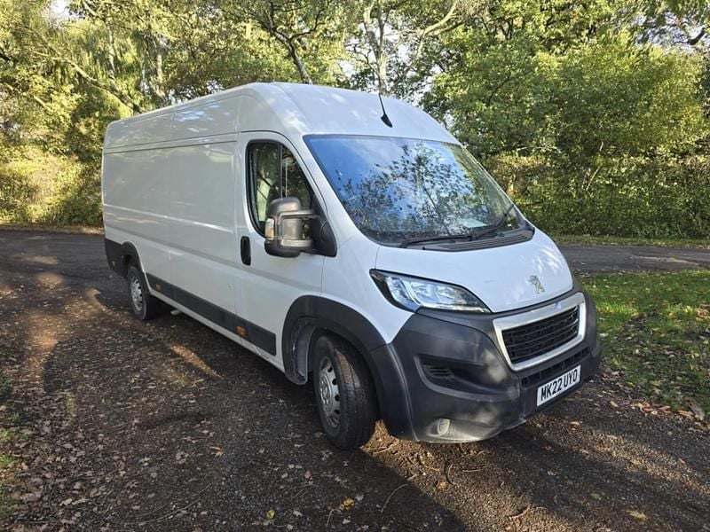 White Used 2022 Peugeot Boxer Van | £11,495 (Good price) - Image 1/4
