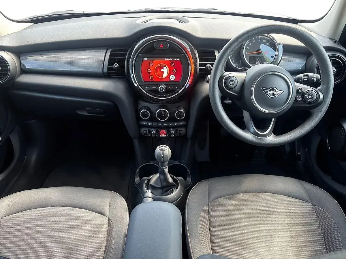 Used Mini Cooper Classic 134 HP (98 kW) 2020 Black Hatchback