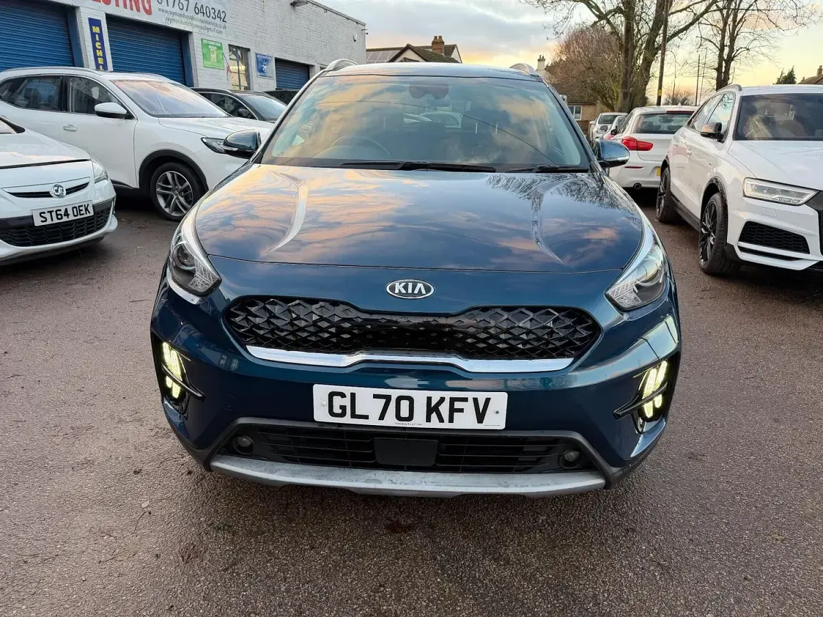 Used Kia Niro 141 HP (103 kW) 2020 Blue SUV