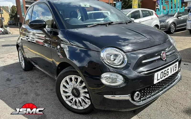 Used Fiat 500 Lounge 69 HP (50 kW) 2019 Hatchback